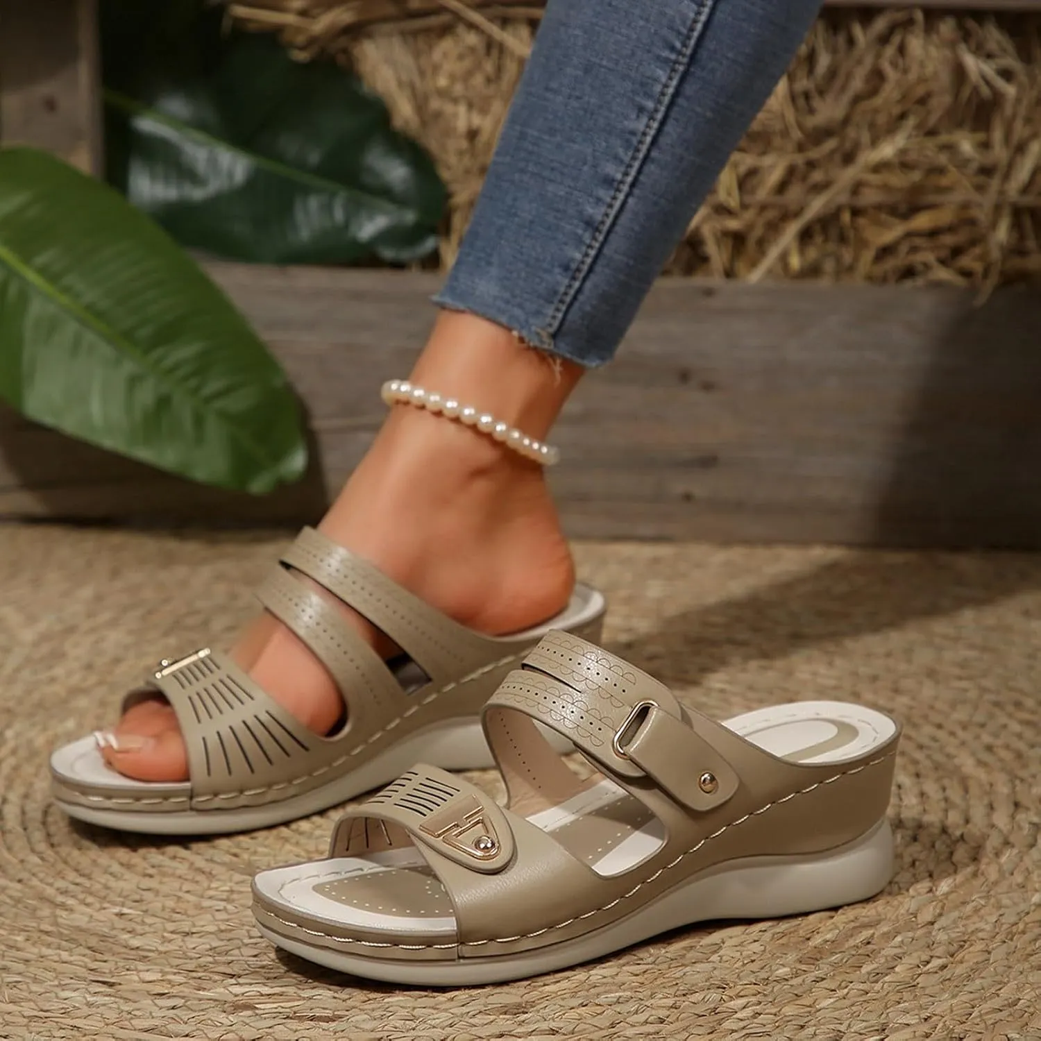 Casual Walking Dress Wedges Sandals for Womens 2025 Casual Fashionable Open Toe Backless Comfortable Slip-on Slipper Summer Beach Orthotic Hollow Non Slip Platform Slides Wedges Sandals