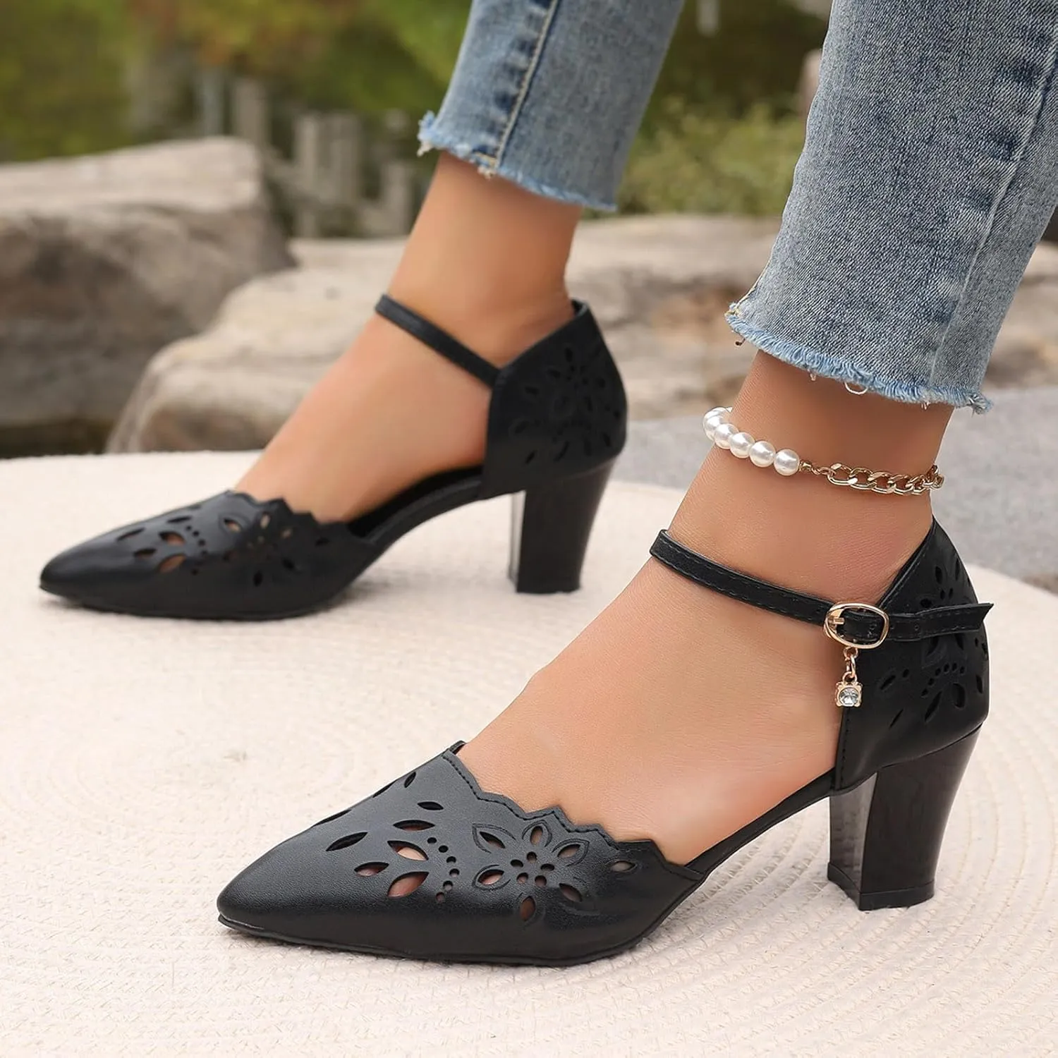 Women's Sandals Black Ladies Pointed Toe Flower Hollow Out Soft Leather Pendant Buckle Large Size Platform Sandals Women